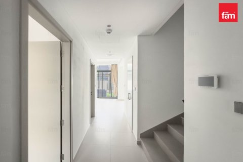 Shtëpi në qytet në Dubai, Emiratet e Bashkuara Arabe 3 dhoma gjumi, 137.8 m2. № 610503 - Foto 9