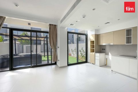 Shtëpi në qytet në Dubai, Emiratet e Bashkuara Arabe 3 dhoma gjumi, 137.8 m2. № 610503 - Foto 24