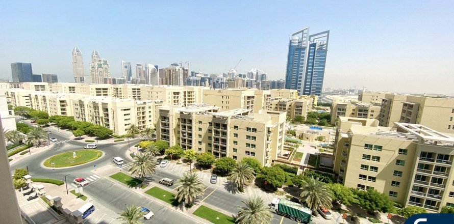 Apartament în The Views, Dubai, EAU 1 dormitor, 70 mp.  №671111