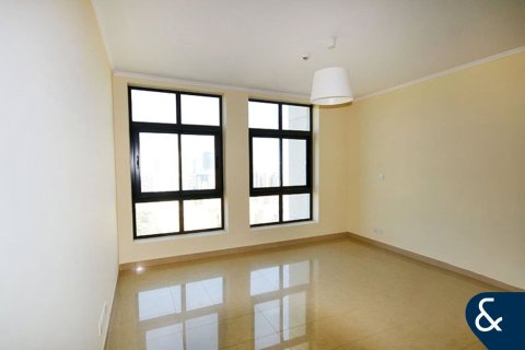 Apartment in The Views, Dubai, UAE 2 bedrooms, 145 sq.m. № 667297 - photo 4