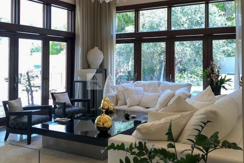 Villa til salgs i Al Barari, Dubai, Emiratene 6 soverom, 1181.1 kvm Nr. 696657 - Foto 5