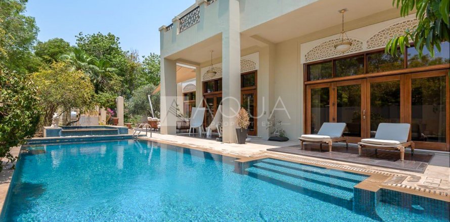 Villa i Al Barari, Dubai, Emiratene 6 soverom, 1181.1 kvm nr. 696657