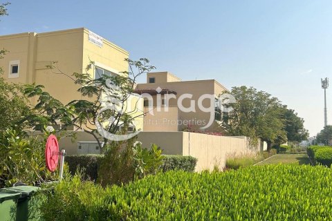 Vila v Al Raha Gardens, Abu Dhabi, SAE 4 ložnice, 299.7 m² Č.: 574373 - fotografie 1