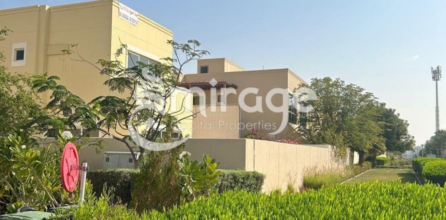 Vila v Al Raha Gardens, Abu Dhabi, SAE 4 ložnice, 299.7 m² Č.: 574373