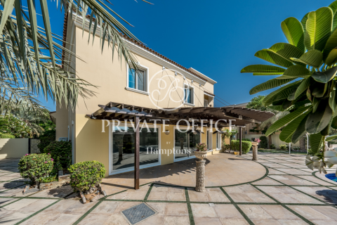 Villa in Arabian Ranches 2, Dubai, UAE 5 bedrooms, 1336.68836400 sq.m. № 598350 - photo 7