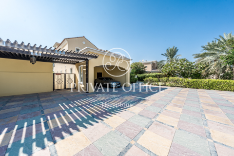 Villa in Arabian Ranches 2, Dubai, UAE 5 bedrooms, 1336.68836400 sq.m. № 598350 - photo 4