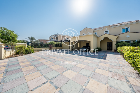 Villa in Arabian Ranches 2, Dubai, UAE 5 bedrooms, 1336.68836400 sq.m. № 598350 - photo 5