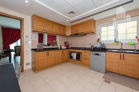 Vila v Jumeirah Park, Dubai, SAE 5 ložnice, 435.6 m² Č.: 570240 - fotografie 9