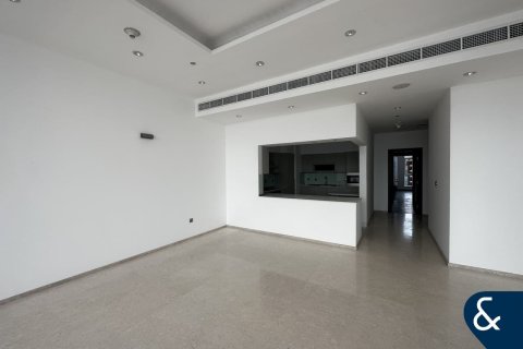 דירה להשכרה ב Palm Jumeirah, Dubai, איחוד האמירויות  3 חדרי שינה, 211 מ"ר, מספר 688883 - תמונה 3