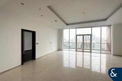 דירה להשכרה ב Palm Jumeirah, Dubai, איחוד האמירויות  3 חדרי שינה, 211 מ"ר, מספר 688883 - תמונה 16