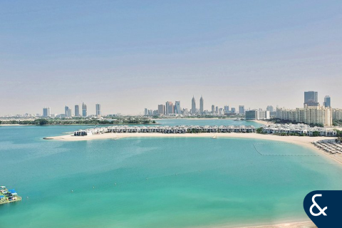 דירה להשכרה ב Palm Jumeirah, Dubai, איחוד האמירויות  3 חדרי שינה, 211 מ"ר, מספר 688883 - תמונה 2