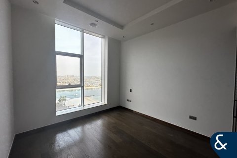 דירה להשכרה ב Palm Jumeirah, Dubai, איחוד האמירויות  3 חדרי שינה, 211 מ"ר, מספר 688883 - תמונה 12