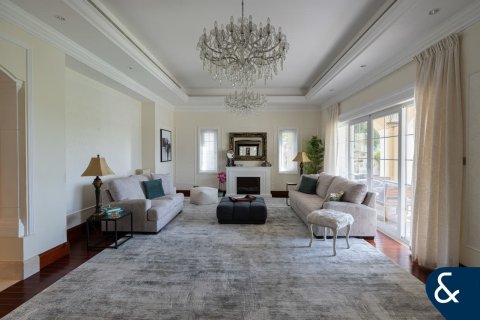 Villa zur Miete in Arabian Ranches, Dubai, VAE 6 Schlafzimmer, 1092 m2 Nr. 688882 - Foto 3