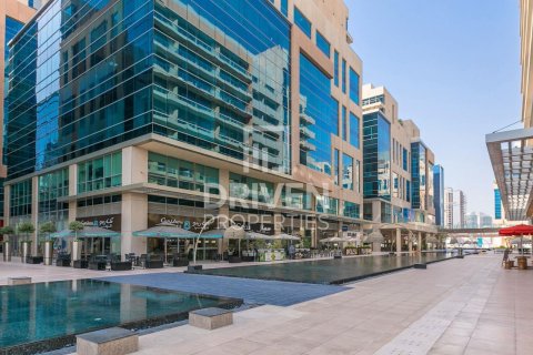 Apartmán v Business Bay, Dubai, SAE 1 spálňa, 144.56 m2 č. 759118 - Fotografia 3