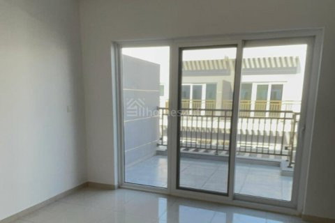 Radový dom v DAMAC Hills (Akoya by DAMAC), Dubai, SAE 4 spálne, 112 m2 č. 726946 - Fotografia 4
