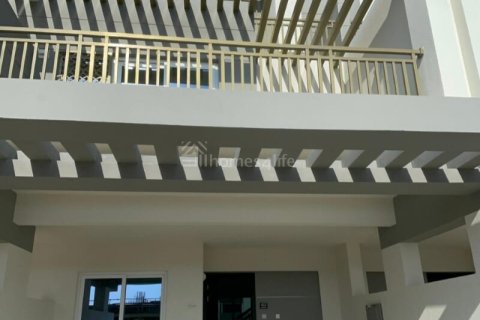 Radový dom v DAMAC Hills (Akoya by DAMAC), Dubai, SAE 4 spálne, 112 m2 č. 726946 - Fotografia 11