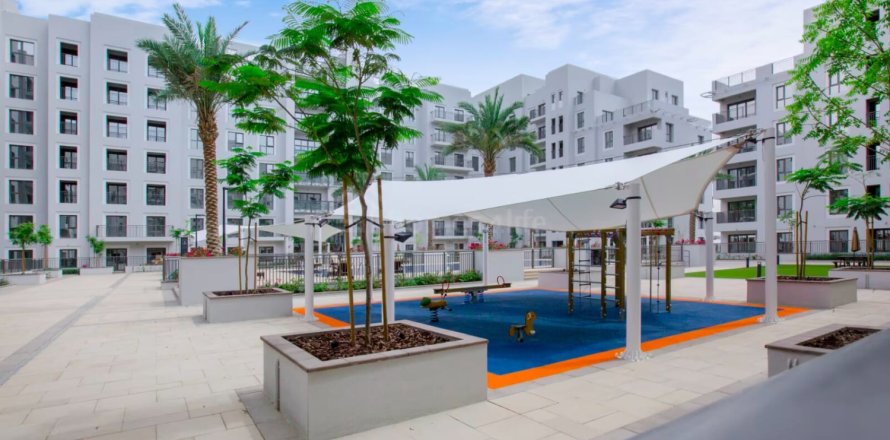 Apartment in Town Square, Dubai, UAE 3 bedrooms, 164 sq.m. № 699306