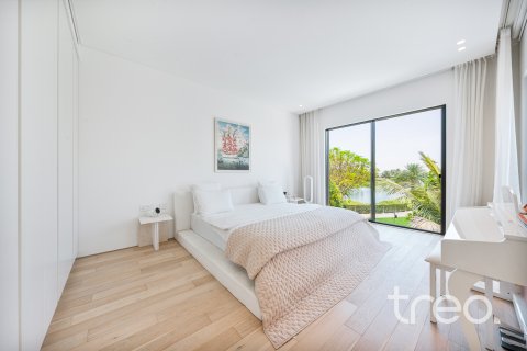 Villa itt: Meadows, Dubai, EAE, 5 hálószoba, 418.06 m², azonosító: 733038 - fénykép 10