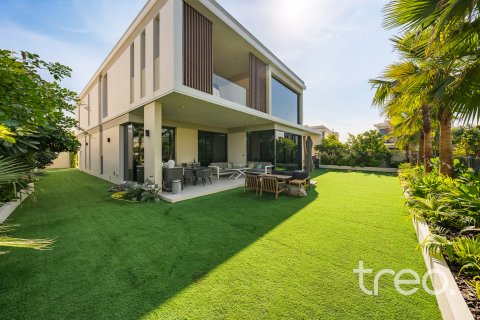 Villa em Tilal Al Ghaf, Dubai, EAU 5 quartos, 527.41 m2 № 733040