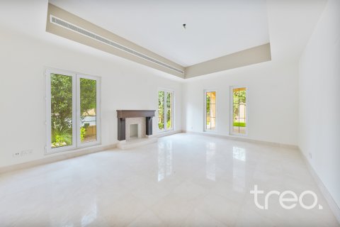 Villa itt: Arabian Ranches, Dubai, EAE, 6 hálószoba, 480.49 m², azonosító: 733035 - fénykép 5