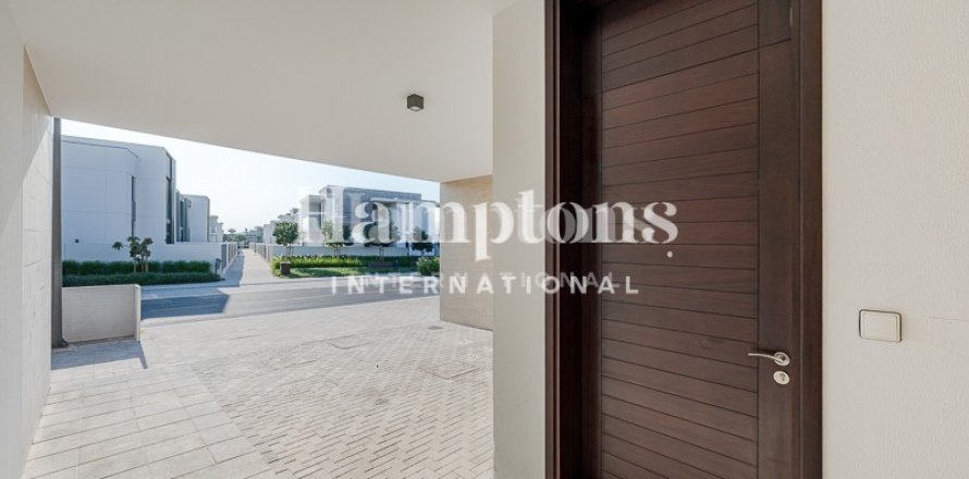 Maison de ville à Arabian Ranches 3, Dubai, EAU: 3 chambres, 193.517 m2 № 699148