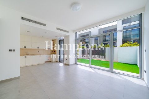 Townhouse sa Arabian Ranches 3, Dubai, UAE 3 silid-tulugan, 145.48609800 sq.m. № 699148 - larawan 6