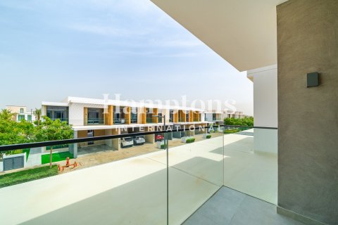 Maison de ville à Arabian Ranches 3, Dubai, EAU: 3 chambres, 145.486 m2 № 699148