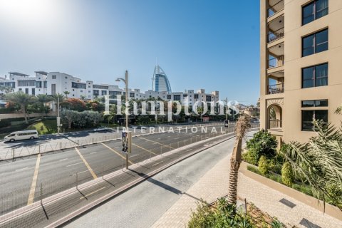 Appartamento in affitto a Umm Suqeim, Dubai, EAU 2 camere da letto, 141.95950012 mq. № 699145 - foto 4