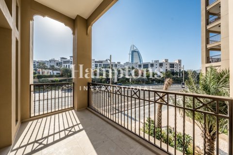 Appartamento in affitto a Umm Suqeim, Dubai, EAU 2 camere da letto, 141.95950012 mq. № 699145 - foto 13
