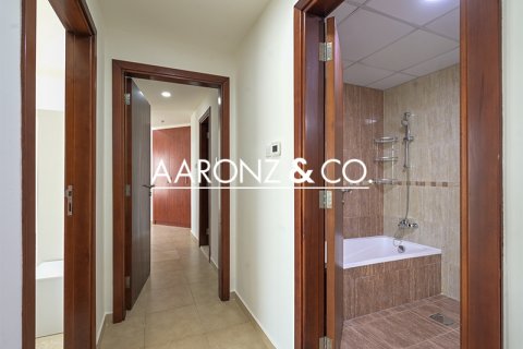 Byt v Jumeirah Lake Towers, Dubai, SAE 3 ložnice, 106.5 m² Č.: 670719 - fotografie 9