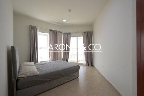 Byt v Jumeirah Lake Towers, Dubai, SAE 3 ložnice, 106.5 m² Č.: 670719 - fotografie 3