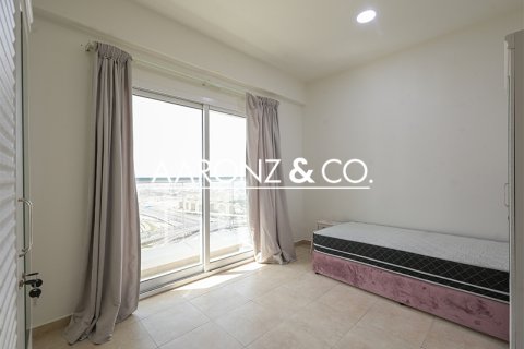 Byt v Jumeirah Lake Towers, Dubai, SAE 3 ložnice, 106.5 m² Č.: 670719 - fotografie 6