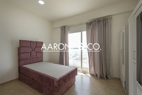 Byt v Jumeirah Lake Towers, Dubai, SAE 3 ložnice, 106.5 m² Č.: 670719 - fotografie 4