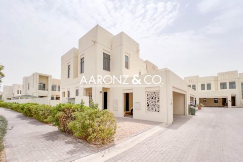 Reem, Dubai, BAE’de kiralık townhouse 4 yatak odası, 343.2 m&sup2; No 670654 - fotoğraf 20