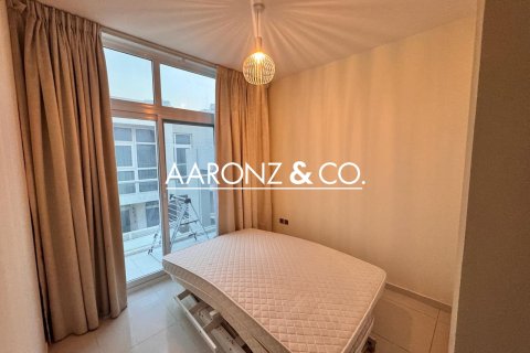 Villa en alquiler en Dubai, EAU 3 dormitorios, 165 m2 № 670655 - foto 10