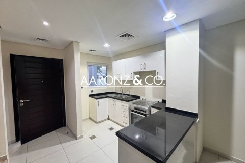 Villa en alquiler en Dubai, EAU 3 dormitorios, 165 m2 № 670655 - foto 13