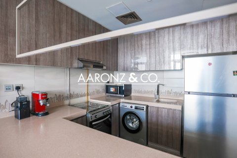 Διαμέρισμα σε Jumeirah Lake Towers, Dubai, ΗΑΕ 1 υπνοδωμάτιο, 69.8 τ.μ. Αρ. 670718 - φωτογραφία 9