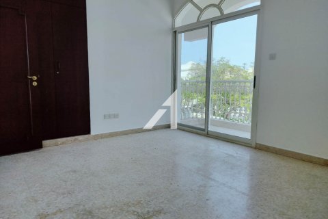 Al Safa, Dubai, UAE의 임대용 빌라 침실 4개, 250.8제곱미터 번호 658502 - 사진 16