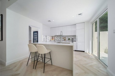 Villa itt: The Springs, Dubai, EAE, 4 hálószoba, 219 m², azonosító: 626159 - fénykép 7
