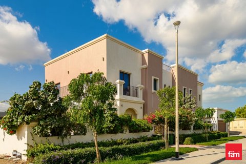 Villa te koop in Dubai, VAE 6 slaapkamers, 578.1 vr.m., nr 612526 - foto 21
