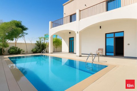 Villa te koop in Dubai, VAE 6 slaapkamers, 578.1 vr.m., nr 612526 - foto 1