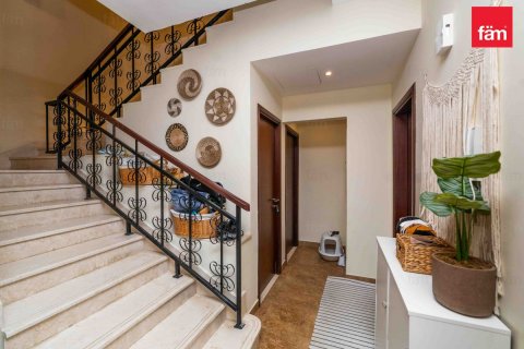Rumah bandar di Dubai, UAE 4 bilik tidur, 309.4 meter persegi № 612528 - foto 5