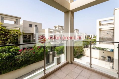 Kaupunkipientalo Meydan, Dubai, Arabiemiraatit 3 makuuhuonetta, 235.2 m2 № 670398 - kuva 9