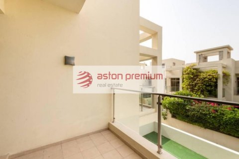 Kaupunkipientalo Meydan, Dubai, Arabiemiraatit 3 makuuhuonetta, 235.2 m2 № 670398 - kuva 8