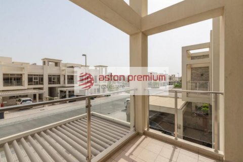 Kaupunkipientalo Meydan, Dubai, Arabiemiraatit 3 makuuhuonetta, 235.2 m2 № 670398 - kuva 2