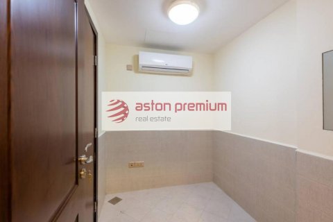 Kaupunkipientalo Meydan, Dubai, Arabiemiraatit 3 makuuhuonetta, 235.2 m2 № 670398 - kuva 13