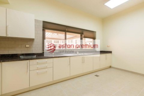 Kaupunkipientalo Meydan, Dubai, Arabiemiraatit 3 makuuhuonetta, 235.2 m2 № 670398 - kuva 6