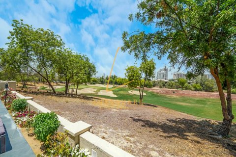 Βίλα σε Jumeirah Golf Estates, Dubai, ΗΑΕ 5 υπνοδωμάτια, 903 τ.μ. Αρ. 670432 - φωτογραφία 21