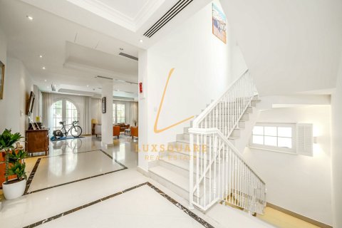 Βίλα σε Jumeirah Golf Estates, Dubai, ΗΑΕ 5 υπνοδωμάτια, 903 τ.μ. Αρ. 670432 - φωτογραφία 15
