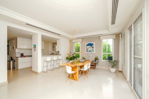 Βίλα σε Jumeirah Golf Estates, Dubai, ΗΑΕ 5 υπνοδωμάτια, 903 τ.μ. Αρ. 670432 - φωτογραφία 4